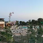Casa de Férias St Raphael- Mobile 3ch Clim -magnifique Vue Mer-ile D'or - Plages Et Piscine