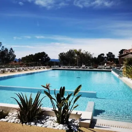 Mobil-Home Premium Cote D'Azur Camping 4 Etoiles Saint-Raphael Piscines Climatisation Vue Mer Et Parking